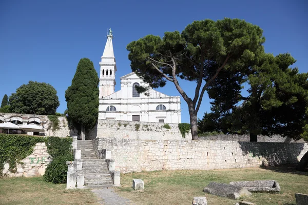 Церковь Святой Евфимии в Ровине, Хорватия — стоковое фото