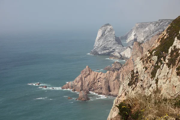 ロカ岬、ポルトガルに大西洋の海岸 — ストック写真