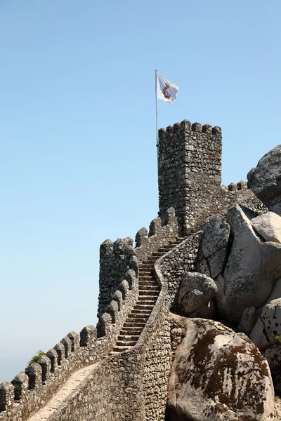 Hrad Maurů (castelo dos mouros) v sintra, Portugalsko — Stock fotografie