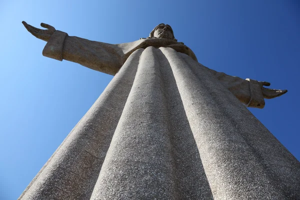 耶稣基督纪念碑"克里斯托怜"在里斯本，葡萄牙 — 图库照片