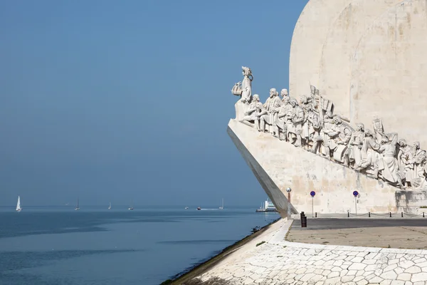 Emlékmű a felfedezések lisbon, Portugália — Stock Fotó