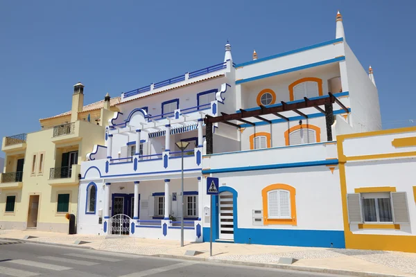 Barevné domy v algarve, Portugalsko — Stock fotografie