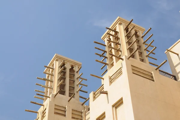 Wieże tradycyjne wiatr w dubai, Zjednoczone Emiraty Arabskie — Zdjęcie stockowe