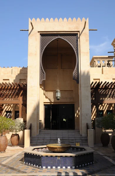 Entrance to Madinat Jumeirah Souq in Dubai — Stock Photo, Image