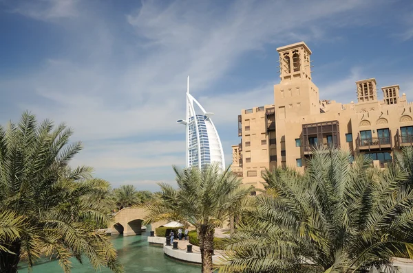 Madinat Jumeirah en Dubai, Emiratos Árabes Unidos — Foto de Stock