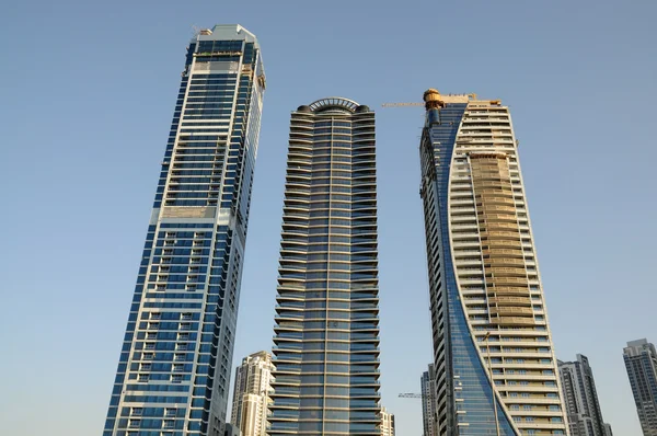 Wolkenkrabbers op de sheikh zayed road in dubai — Stockfoto