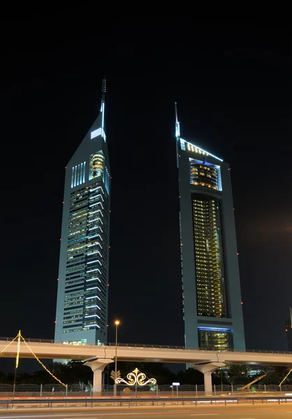 The Emirates Towers en Dubai, Emiratos Árabes Unidos — Foto de Stock