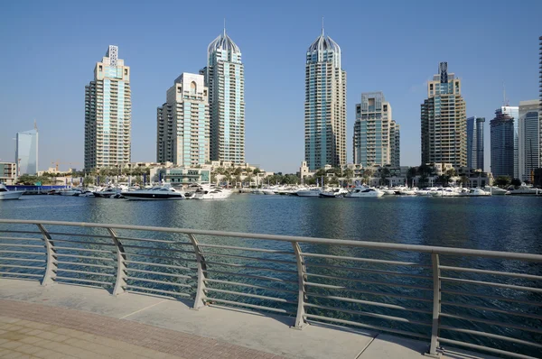 Dubai marina, förenade arabiska emirat — Stockfoto