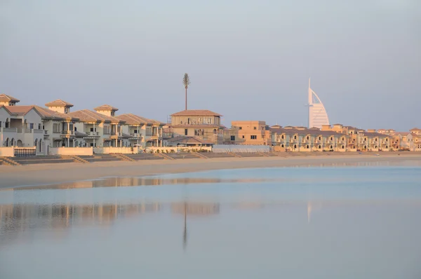 Edifici residenziali sul Palm Jumeirah a Dubai — Foto Stock