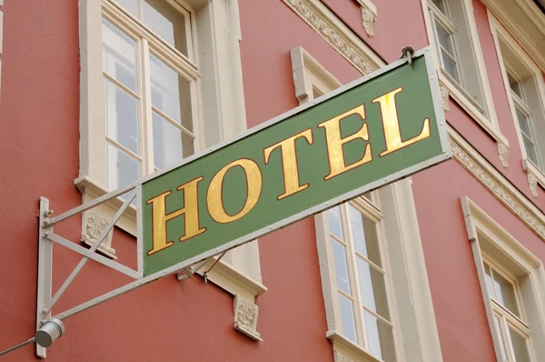 Cartel del hotel en una antigua ciudad alemana —  Fotos de Stock