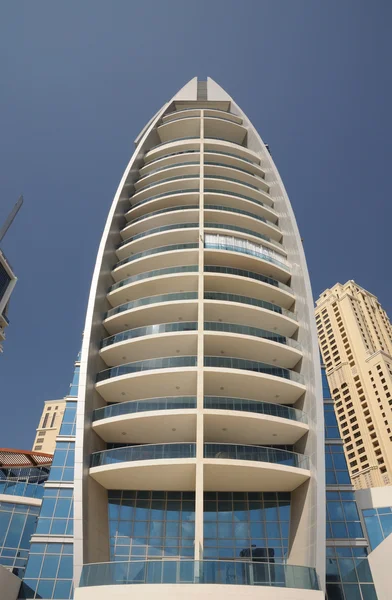 Nowoczesne highrise budynku w Dubaju, Zjednoczone Emiraty Arabskie — Zdjęcie stockowe