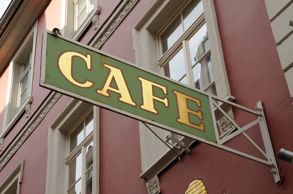 Café jel-ban egy régi német város — Stock Fotó