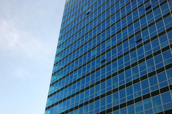 Fasada futurystyczny drapacz chmur — Zdjęcie stockowe