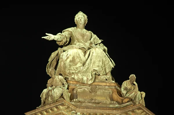 Estátua da imperatriz austríaca Maria Theresia, Viena — Fotografia de Stock