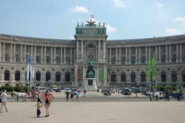 Hjältarnas torg - historiska torget i Wien, Österrike — Stock fotografie