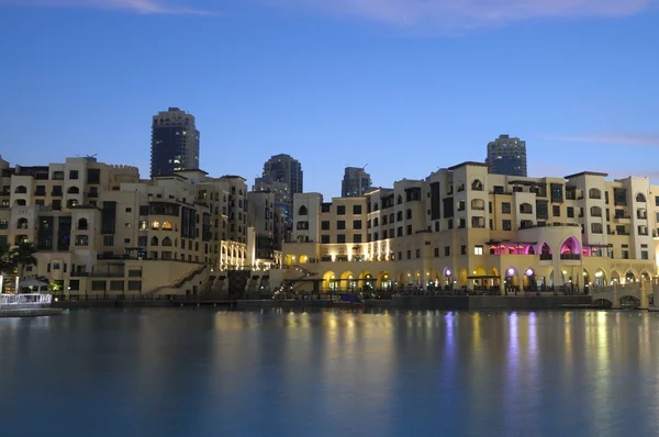 Downtown burj dubai in de schemering, dubai Verenigde Arabische Emiraten — Stockfoto