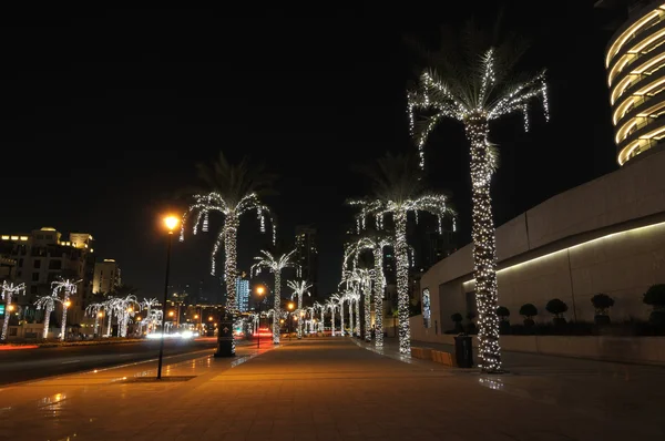 Night Street in Dubai, United Arab Emirates — Stock Photo, Image