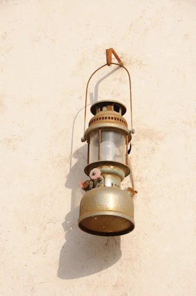 墙上的灯笼。阿拉伯联合酋长国沙迦 — 图库照片