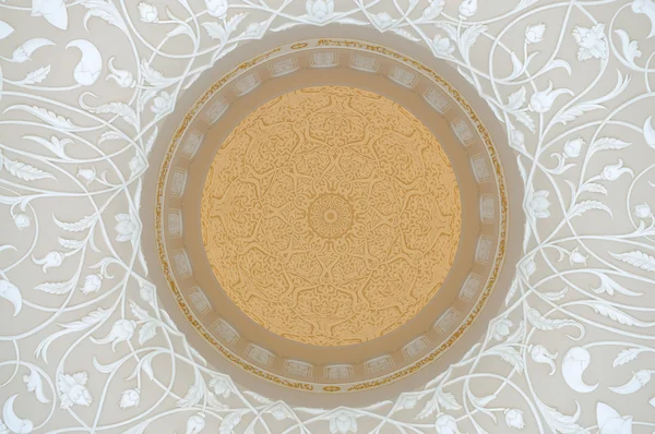 Decorazione Orientale nella Moschea dello Sceicco Zayed, Abu Dhabi — Foto Stock