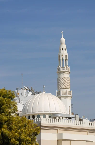 Mesquita Branca em Dubai, Emirados Árabes Unidos — Fotografia de Stock