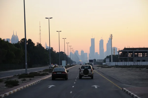 Rua em Dubai, Emirados Árabes Unidos — Fotografia de Stock