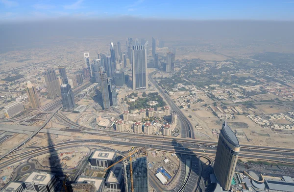 Dubai'deki Şeyh zayed yolu havadan görünümü — Stok fotoğraf