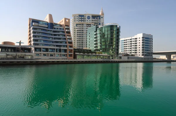 Edifícios Waterside na Marina do Dubai — Fotografia de Stock
