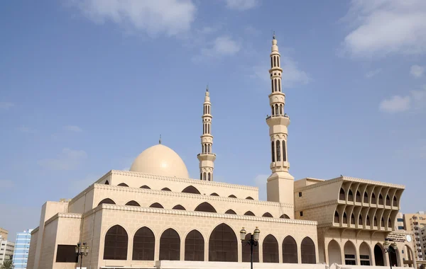 König Faisal-Moschee in Sharjah-Stadt — Stockfoto