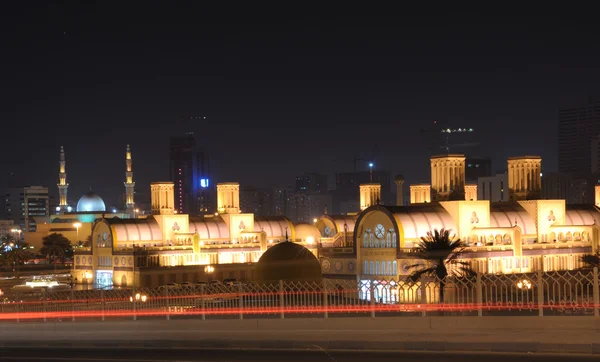 Souq centrale a Sharjah City di notte — Foto Stock