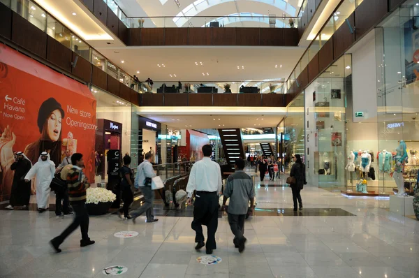 Binnenkant van de dubai mall — Stockfoto