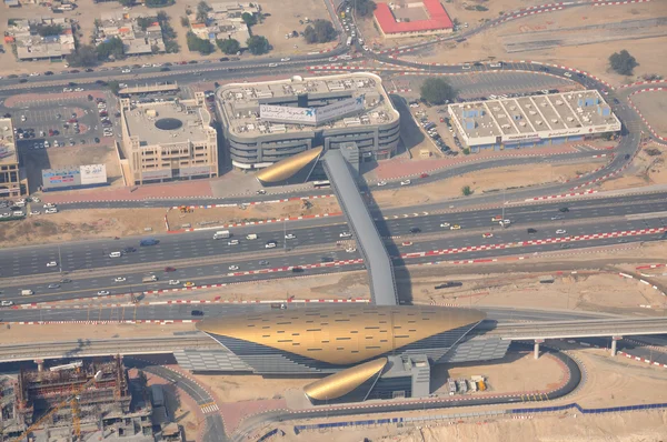 Sheikh zayed road, dubai, havadan görünümü — Stok fotoğraf