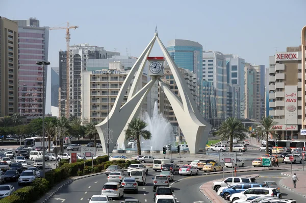Torre del reloj de la rotonda en Dubai — Foto de Stock