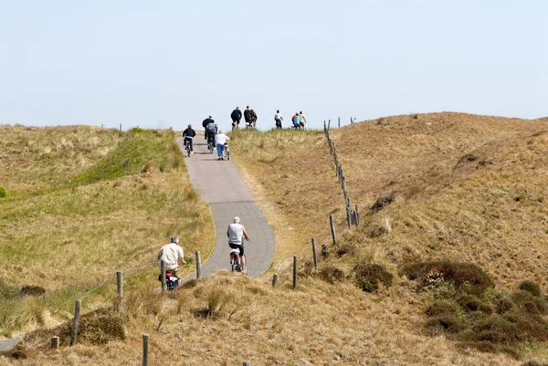 Riding bicycle in the dunes, the Netherlands — Stock Photo, Image