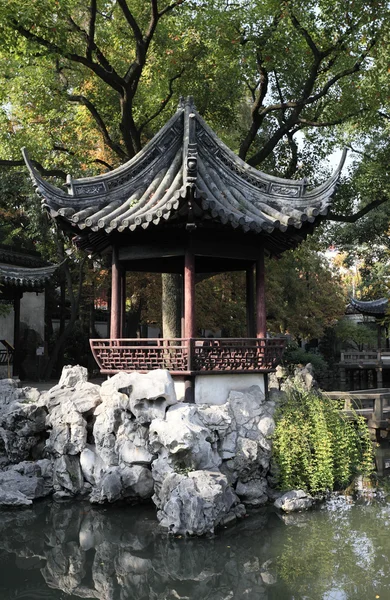 Περίπτερο στον yuyuan κήπο στη Σαγκάη, Κίνα — Φωτογραφία Αρχείου