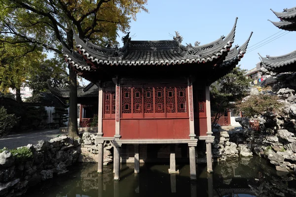 Edificio tradizionale cinese nel giardino Yuyuan, Shanghai Cina — Foto Stock