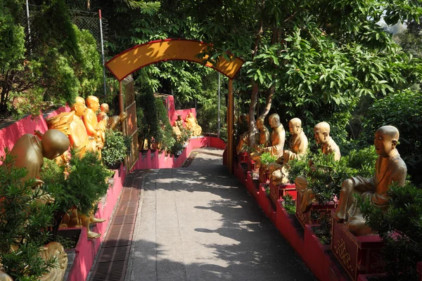 Tempel av 10000 buddhas i hong kong — Stockfoto