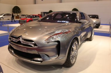 Citroen Hypnos Diesel Hybrid Concept Car clipart