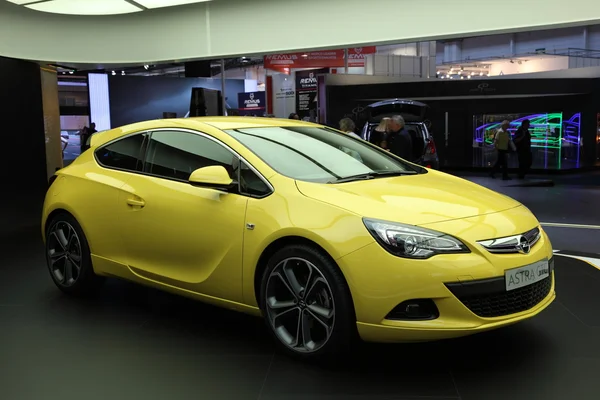 Nuevo Opel Astra GTC —  Fotos de Stock