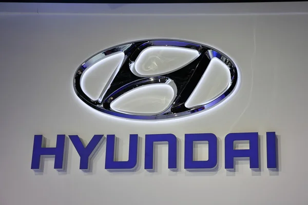 Hyundai-Firmenlogo — Stockfoto