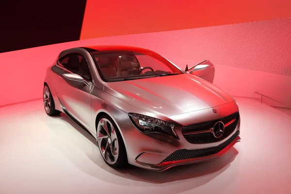 Mercedes benz nya en klass — Stockfoto