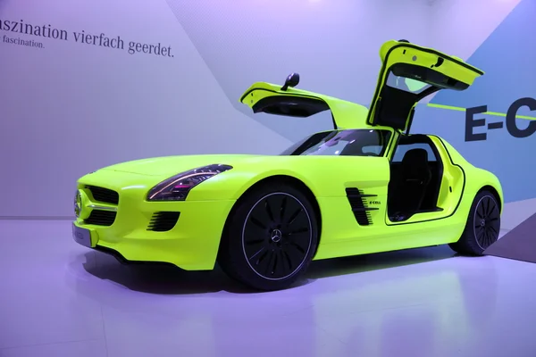 Mercedes-benz sls e cellás elektromos autó — Stock Fotó