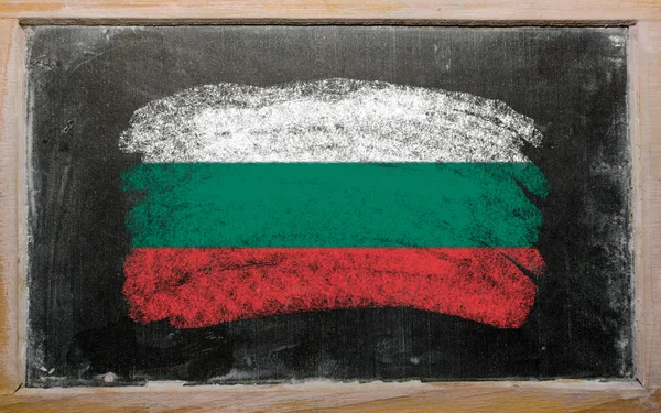 Bandeira da Bulgária em quadro-negro pintado com giz — Fotografia de Stock