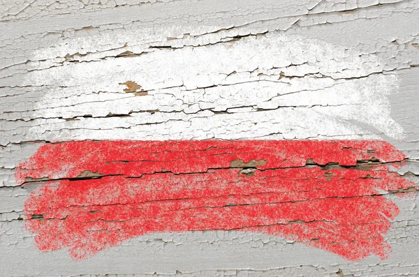 Drapeau de la Pologne sur la texture grunge en bois peinte à la craie — Photo