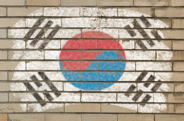 Flagge Südkoreas auf Grunge-Ziegelwand mit Kreide bemalt — Stockfoto