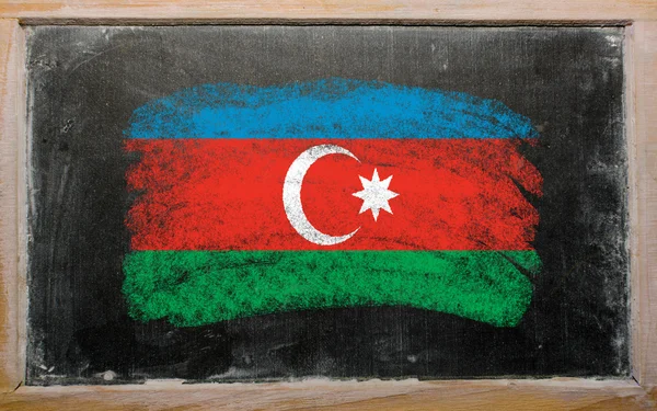 Bandeira do Azerbaijão em quadro negro pintado com giz — Fotografia de Stock
