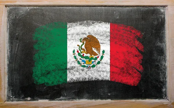 Drapeau du Mexique sur tableau noir peint à la craie — Photo