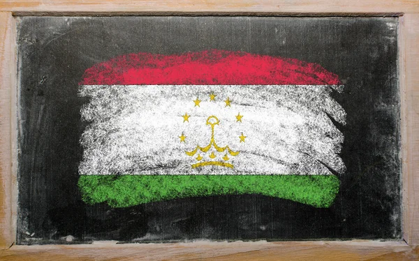 黒板にチョークで描かれたタジキスタンの国旗 — ストック写真