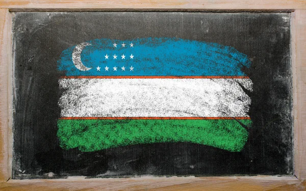 Σημαία του Ουζμπεκιστάν στο blackboard ζωγραφισμένα με κιμωλία — Φωτογραφία Αρχείου