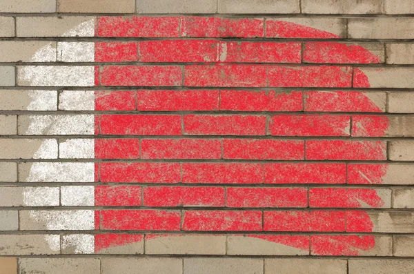 Flagga Bahrain på grunge tegelvägg målade med krita — Stockfoto
