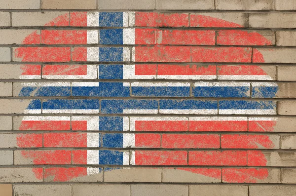 Flagge Norwegens auf Grunge-Ziegelwand mit Kreide bemalt — Stockfoto